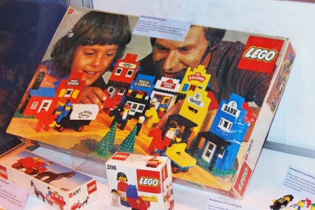 Lego Museum Boxes