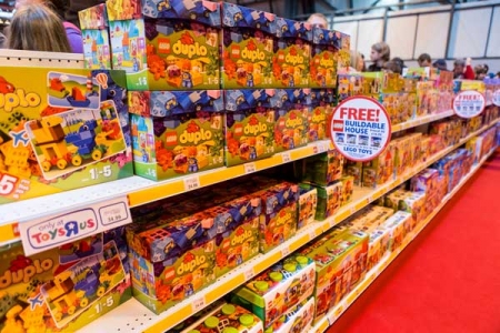 BRICK ToysRUs
